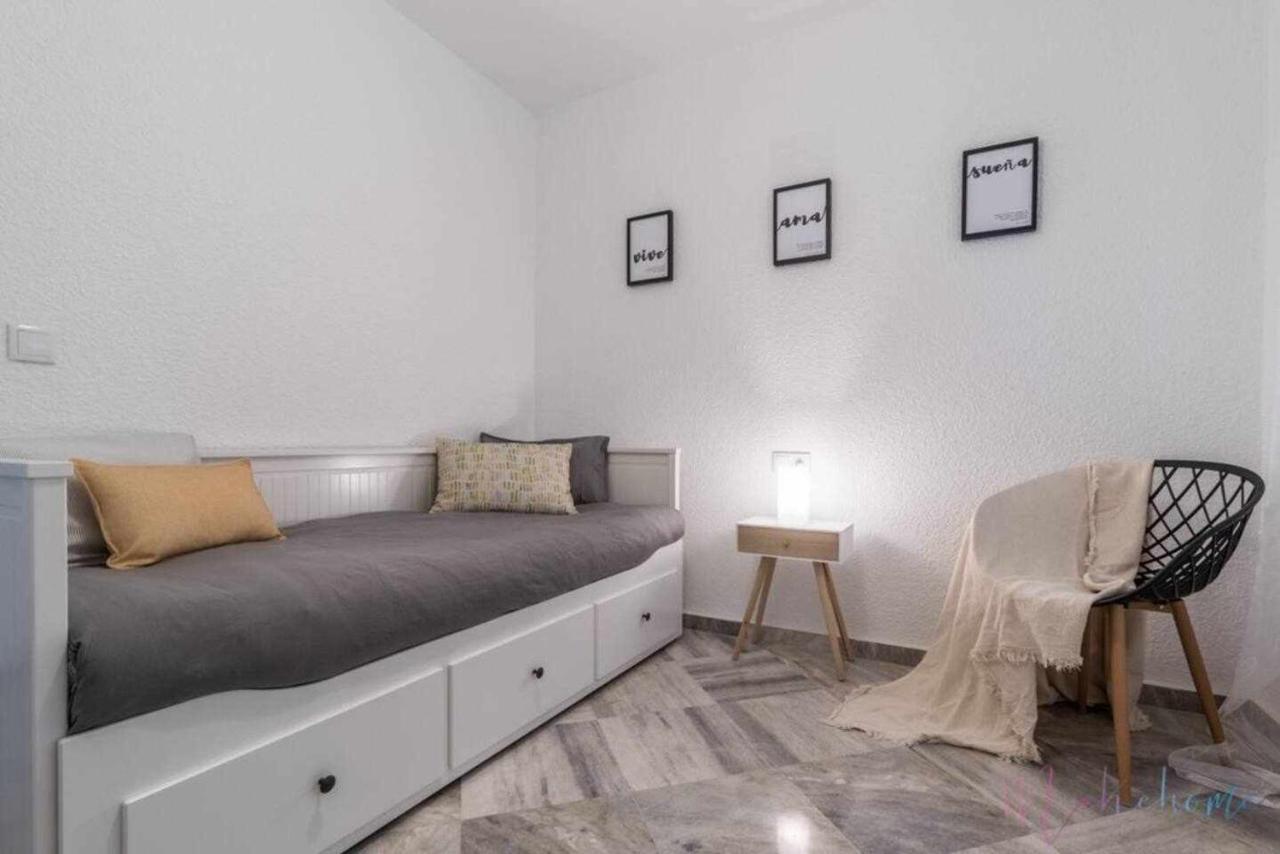 Apartamento Tranquilo En Pleno Centro Con Garaje Huelva Ngoại thất bức ảnh