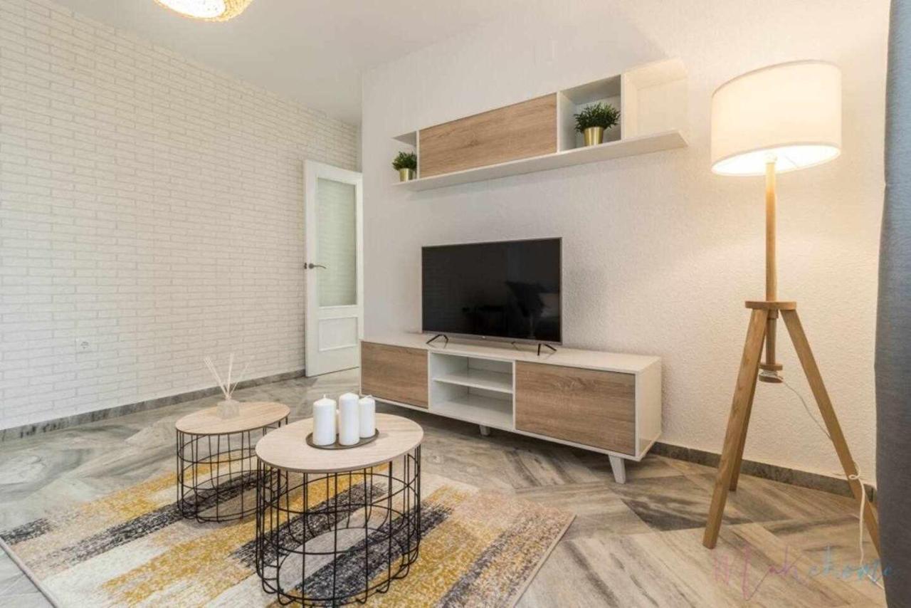 Apartamento Tranquilo En Pleno Centro Con Garaje Huelva Ngoại thất bức ảnh