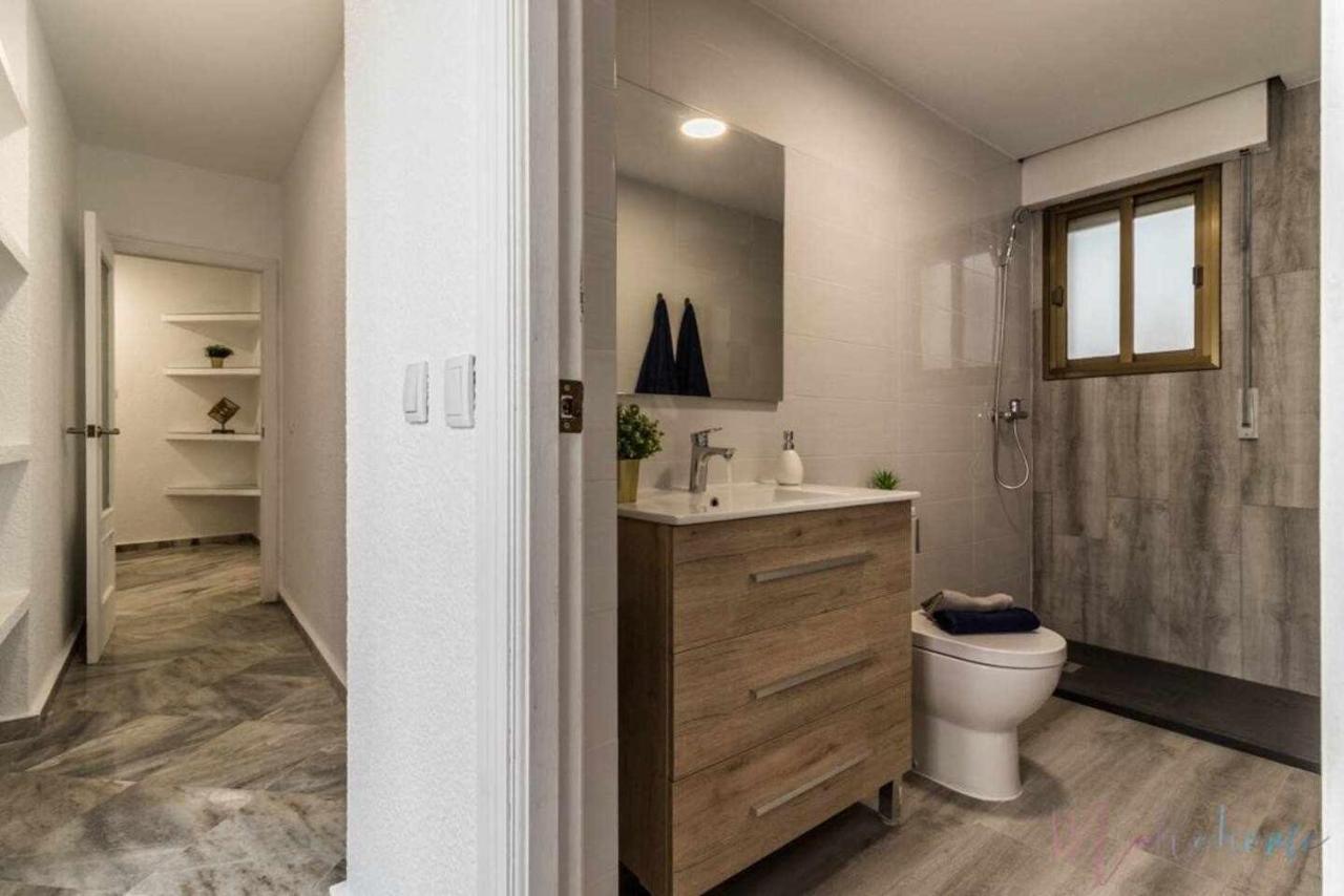 Apartamento Tranquilo En Pleno Centro Con Garaje Huelva Ngoại thất bức ảnh