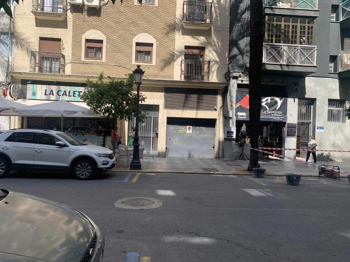 Apartamento Tranquilo En Pleno Centro Con Garaje Huelva Ngoại thất bức ảnh